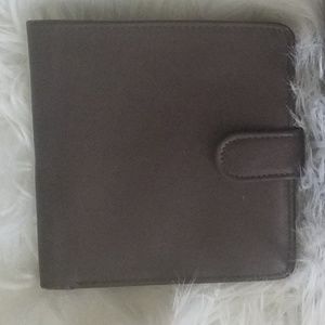 *Authentic* Coach Leather Wallet